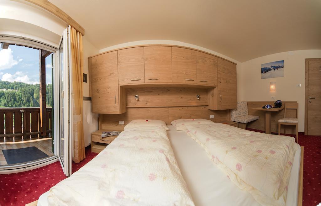 Kedul Lodge Santa Cristina Val Gardena Pokoj fotografie