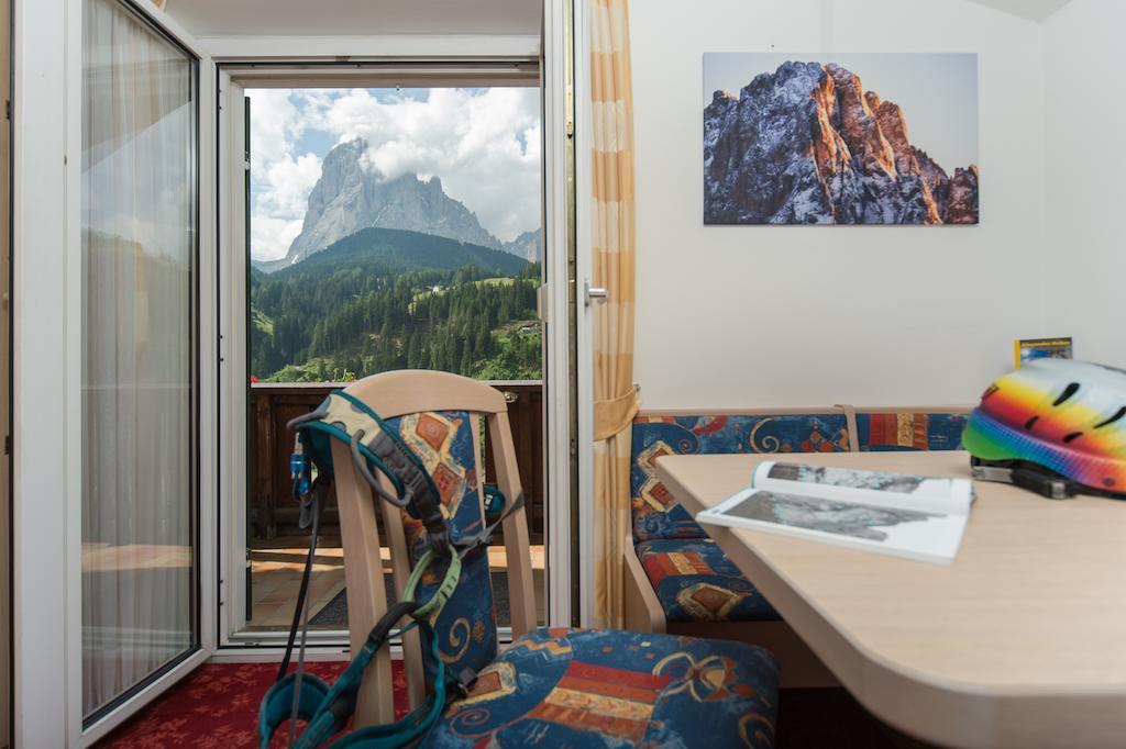 Kedul Lodge Santa Cristina Val Gardena Pokoj fotografie